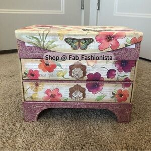 Floral butterfly jewelry box